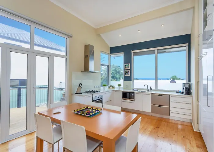 Scarborough Seaview Loft - Executive Escapes